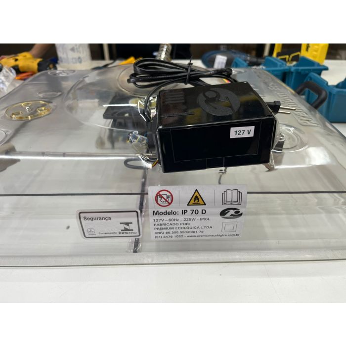 Chocadeira IP 70 (70 Ovos) CONTROLE DIGITAL DE TEMPERATURA E UMIDADE